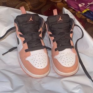 Girls Toddlers Jordan 1 Mid